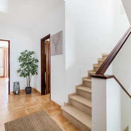 Vakantiehuis Casa Londamba Meia Lagos