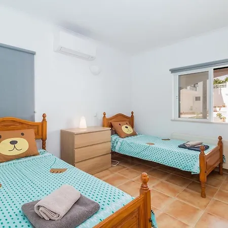 Casa Londamba Meia Vakantiehuis