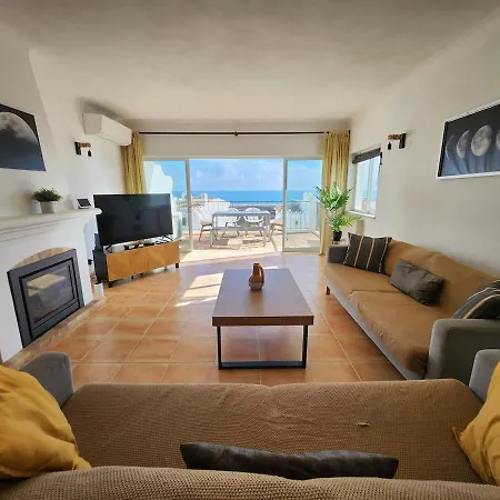 Casa Londamba Meia Vakantiehuis *