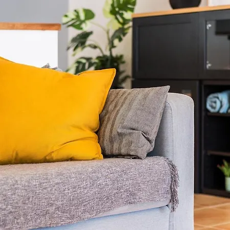 Casa Londamba Meia * Lagos