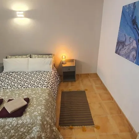 Casa Londamba Meia