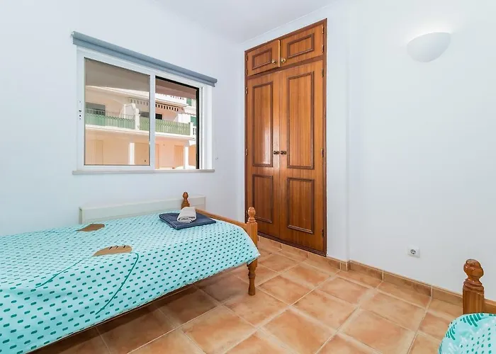 Casa Londamba Meia * Λάγος