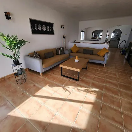 Casa Londamba Meia Lagos